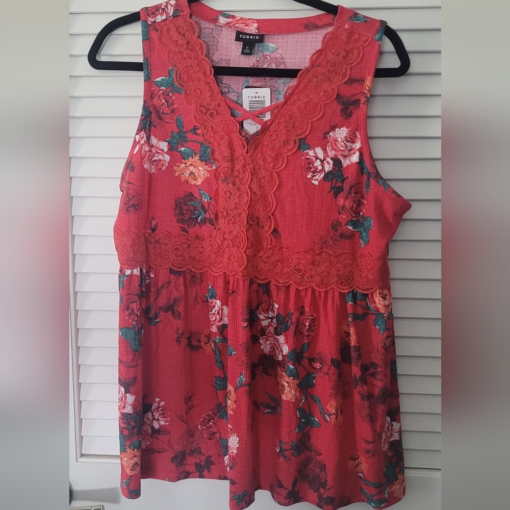 Red Lace and Floral Torrid Tank | Size 0 | Size 12 | Size Large | Brand New